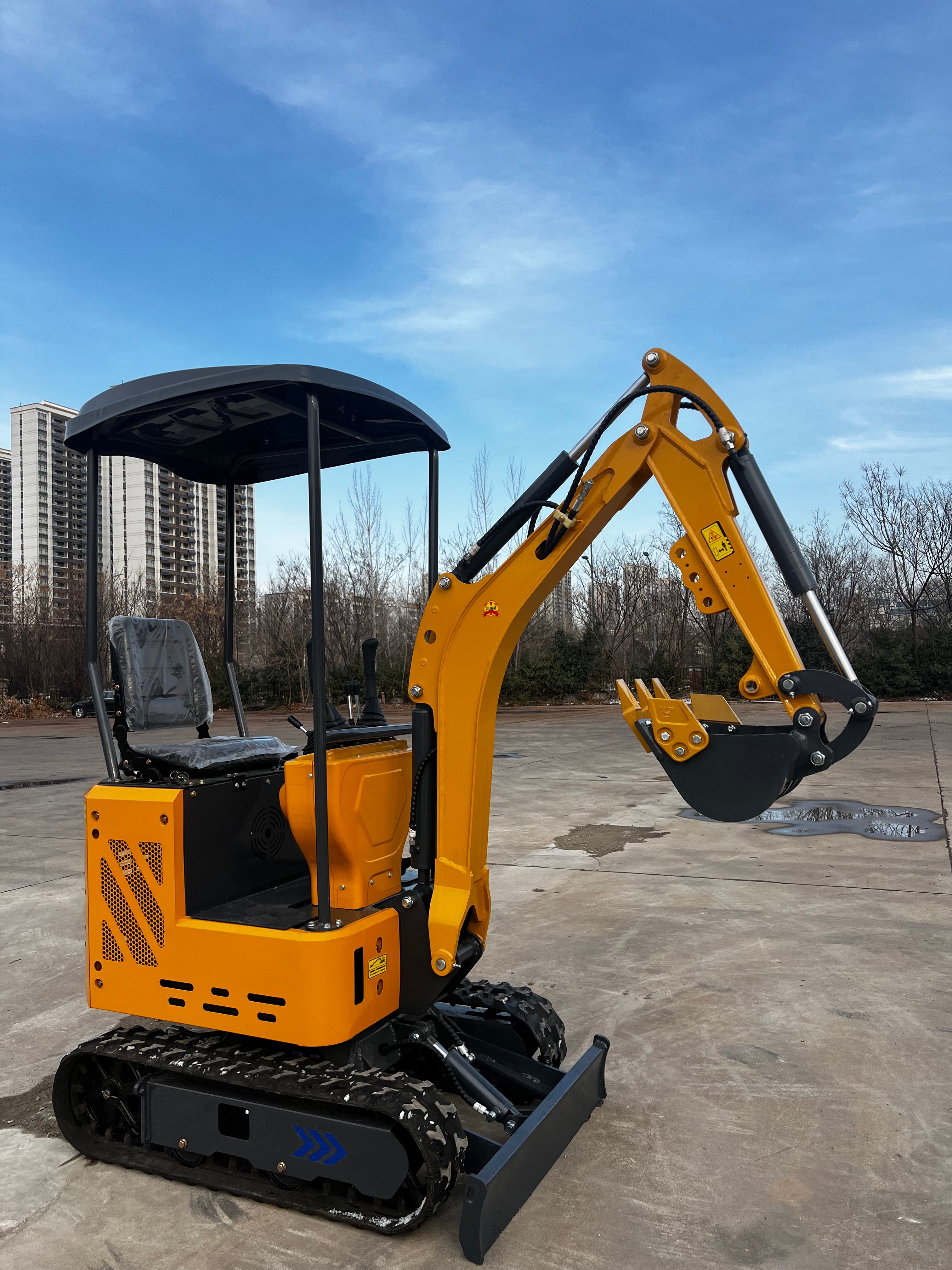 MH-12 Excavator