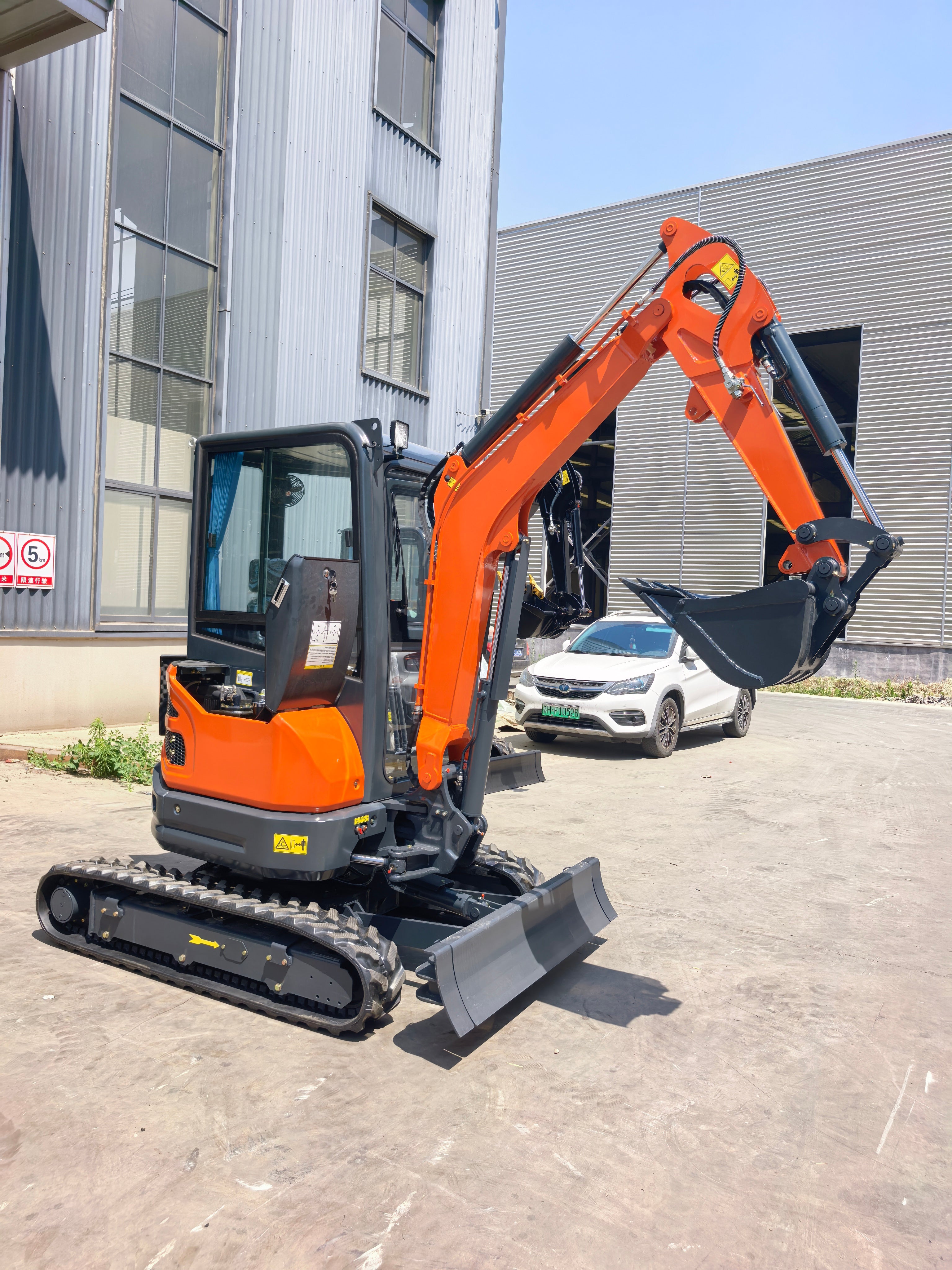 MH-30 Excavator