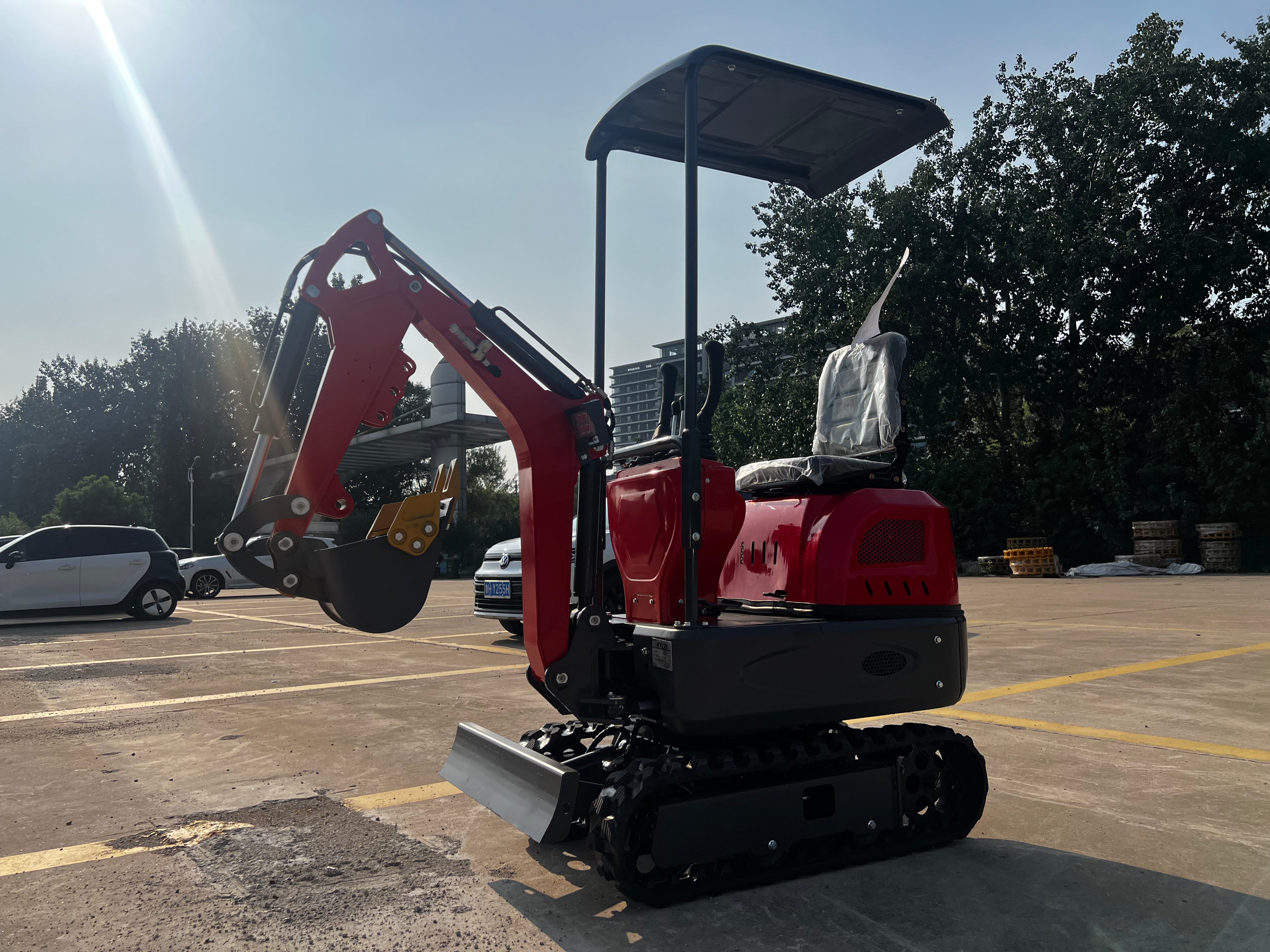 MH-08 Excavator