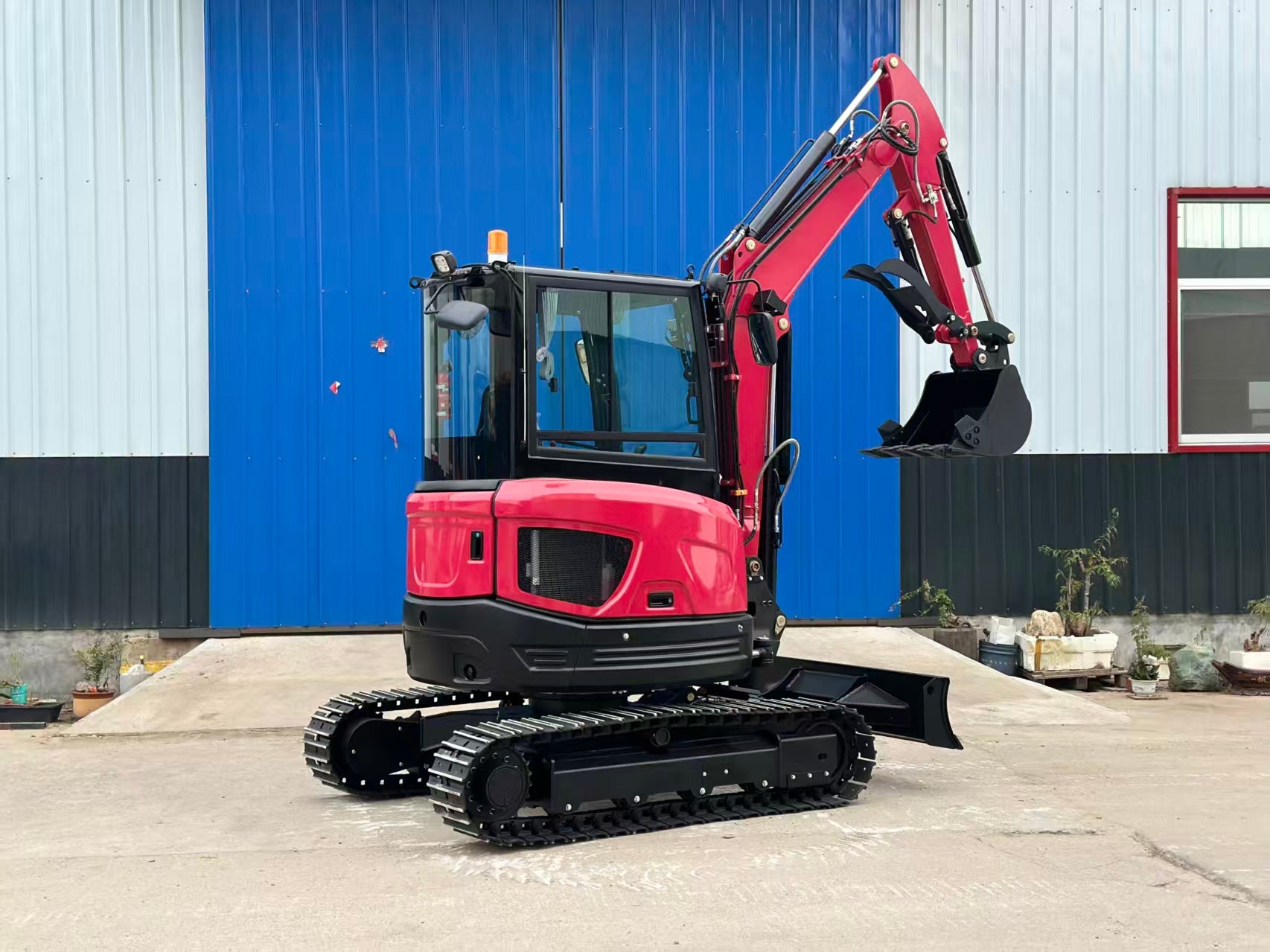 MH-35 Excavator
