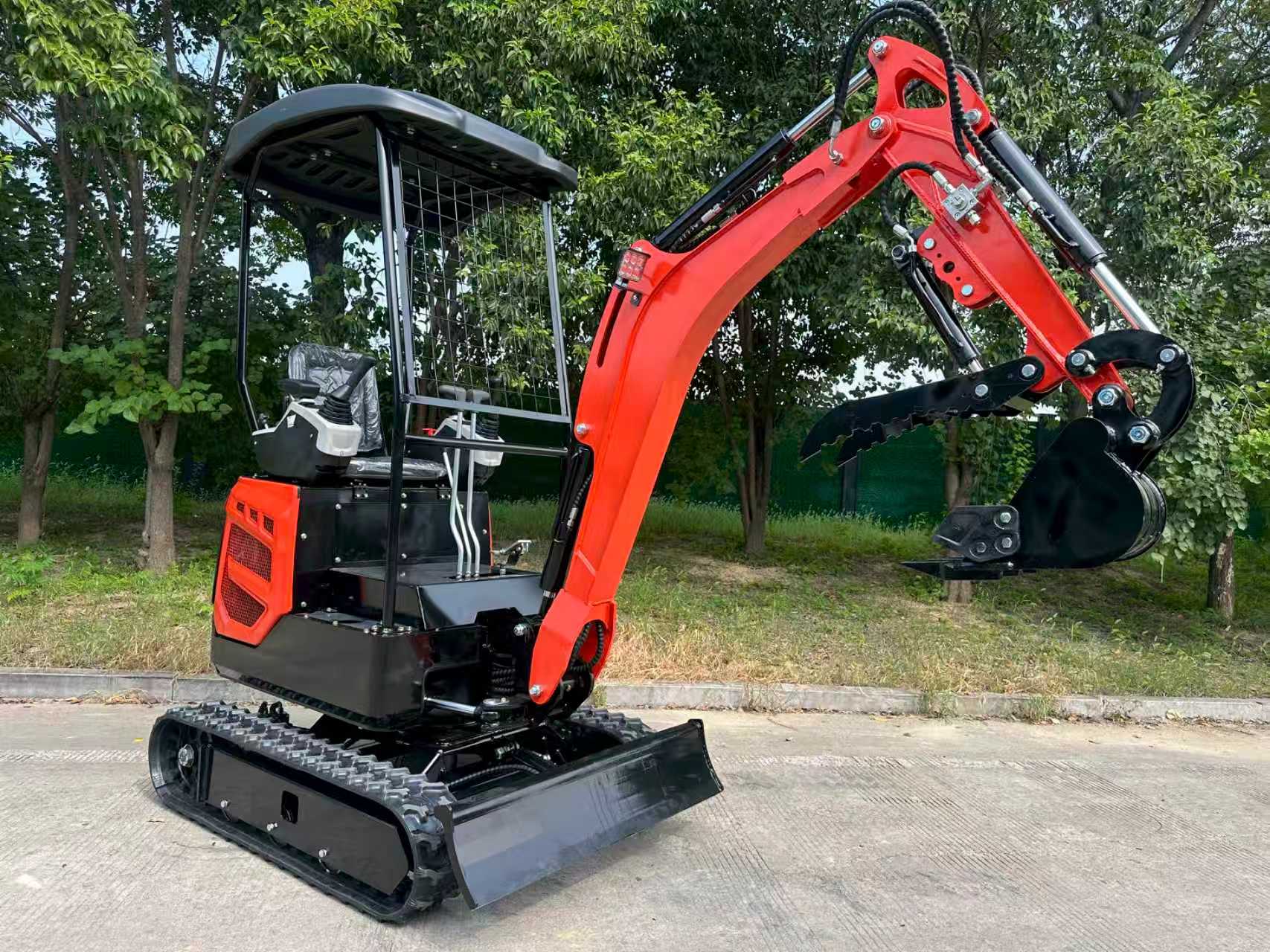 MH-18 Excavator